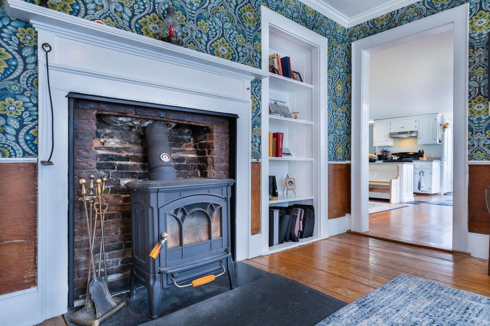 676 Cathance Road Topsham, ME 04086 - Photo 14 of 34 676 cathance living rm 2