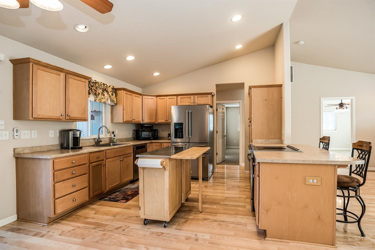 55932 Black Duck Road Bend, OR 97707 - Photo 9 of 25 Additional Photo