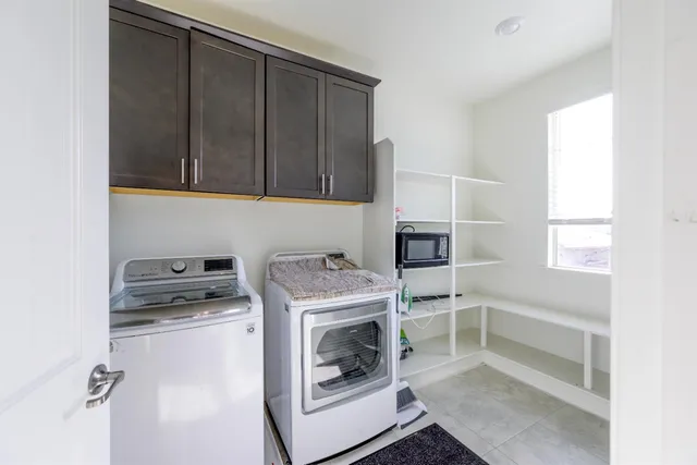 $715,000 | 7666 Ocean Park Drive, Antelope, CA 95843