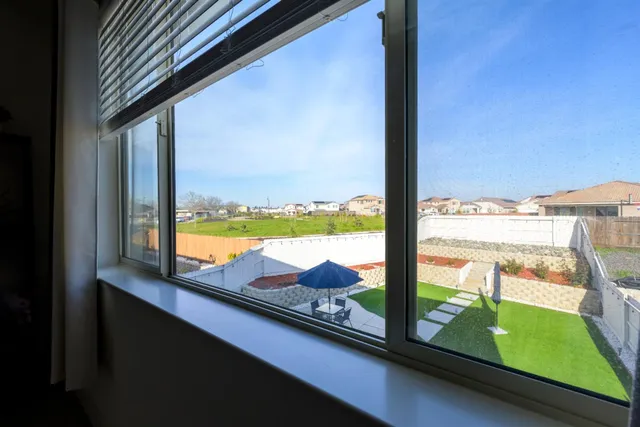 $715,000 | 7666 Ocean Park Drive, Antelope, CA 95843