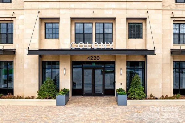 $3,699 | 4220 Colony Plaza Drive, Unit 32A, Charlotte, NC 28211