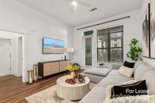 $3,699 | 4220 Colony Plaza Drive, Unit 32A, Charlotte, NC 28211