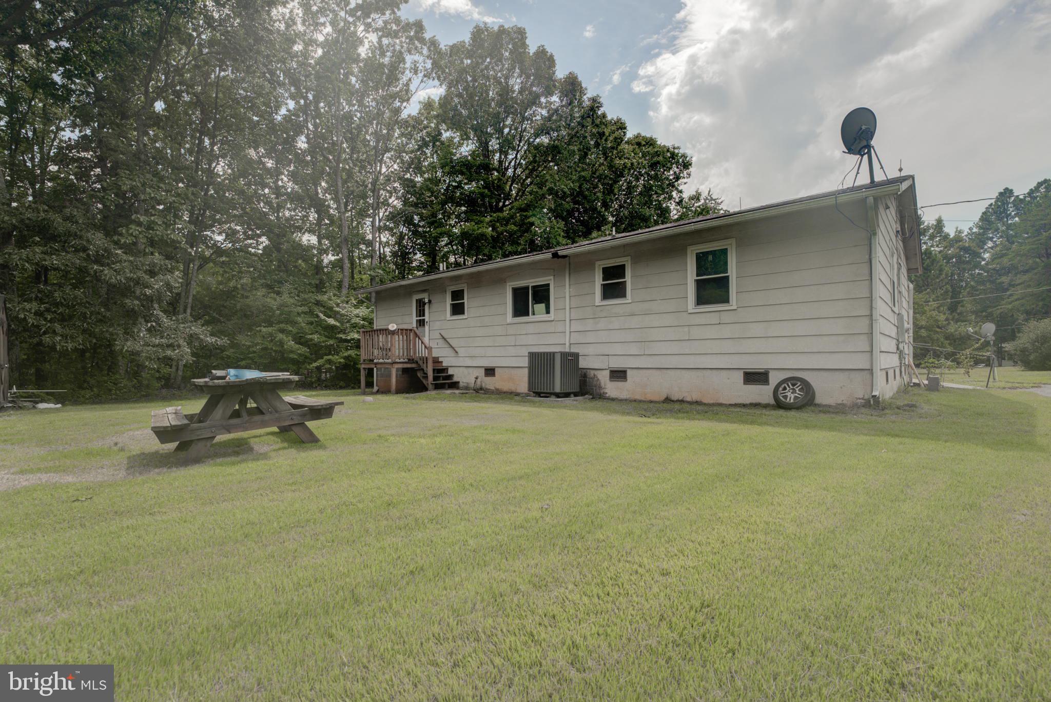 1850 Oakland Road Louisa, VA 23093 - Photo 17 of 18 Gallery Image 17