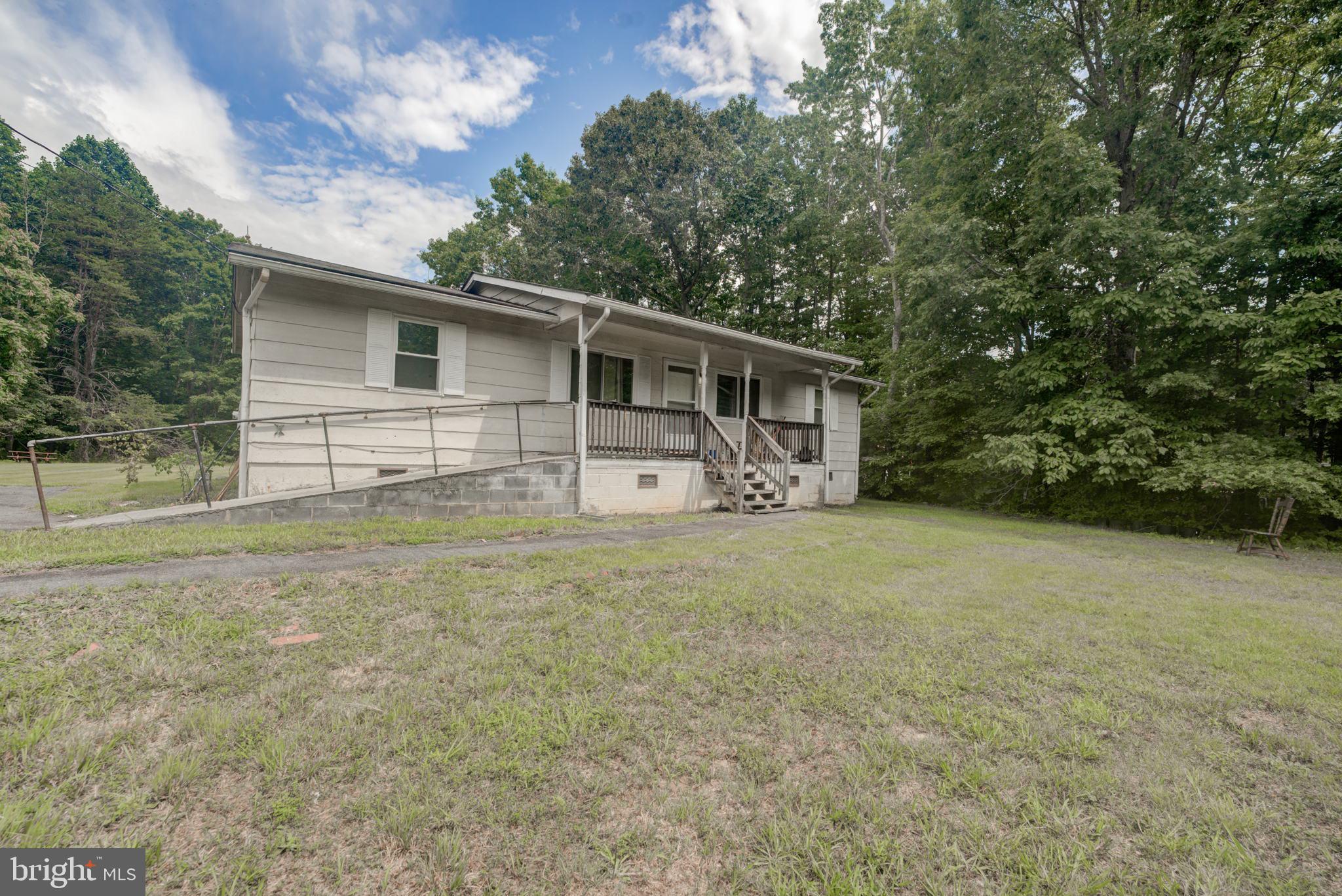 1850 Oakland Road Louisa, VA 23093 - Photo 2 of 18 Gallery Image 2