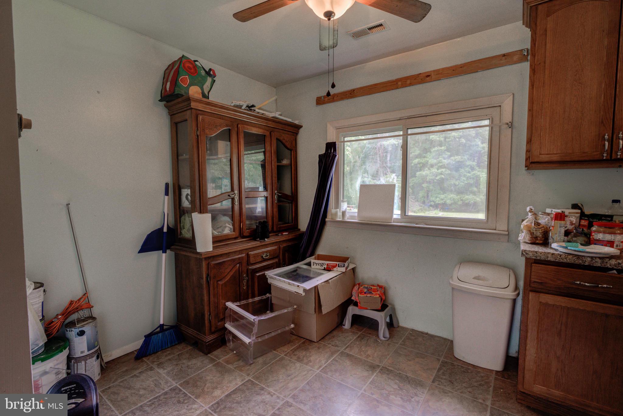 1850 Oakland Road Louisa, VA 23093 - Photo 4 of 18 Gallery Image 4