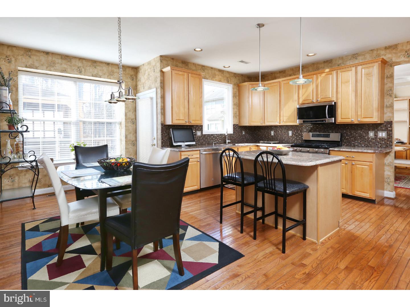 35 Stratton Lane Sewell, NJ 08080 - Photo 5 of 20 Kitchen