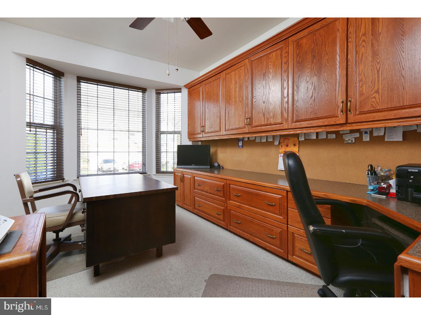 35 Stratton Lane Sewell, NJ 08080 - Photo 9 of 20 Office / Study