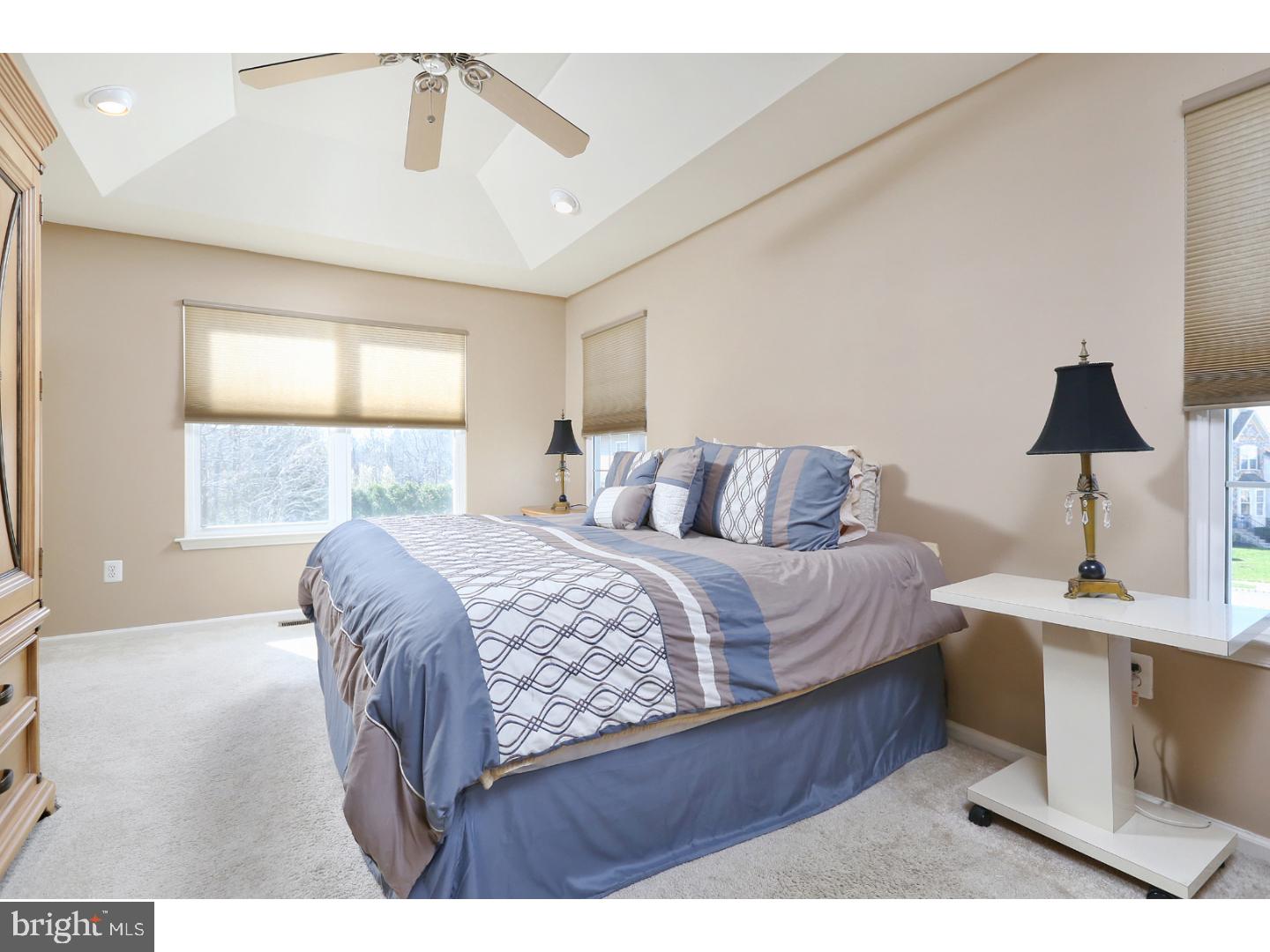 35 Stratton Lane Sewell, NJ 08080 - Photo 10 of 20 Master Bedroom