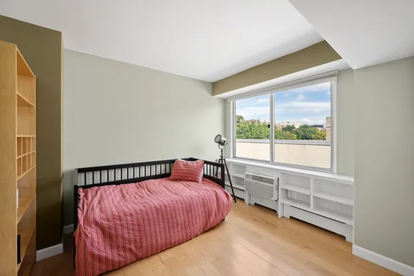 $849,000 | 300 West 145th Street, Unit 7D | Central Harlem