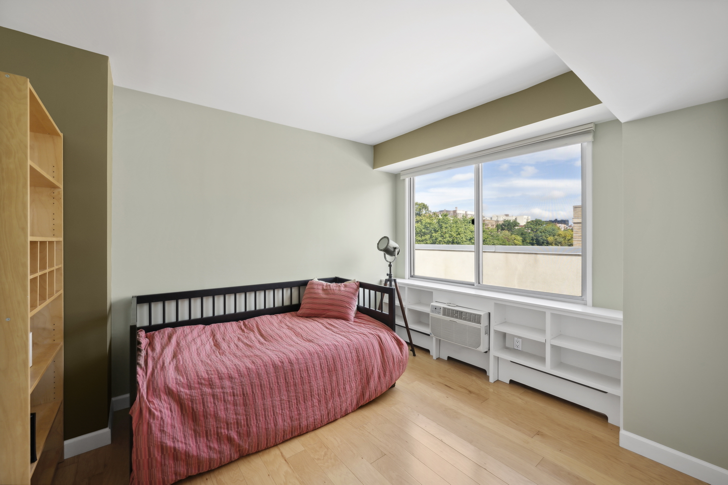 300 West 145th Street, Unit 7D Manhattan, NY 10039 - Photo 13 of 20