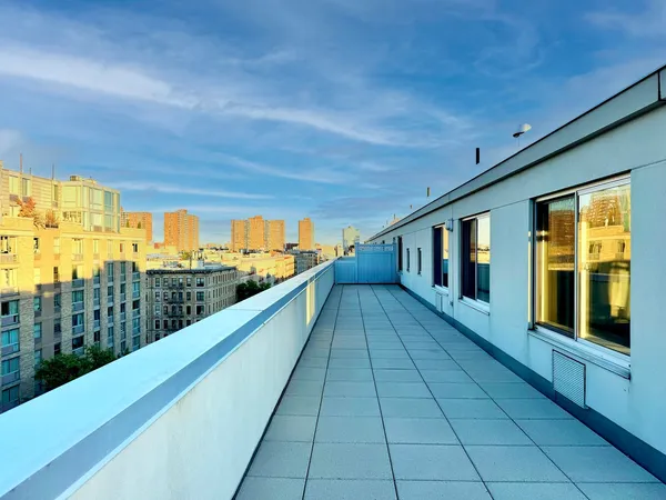 $849,000 | 300 West 145th Street, Unit 7D | Central Harlem