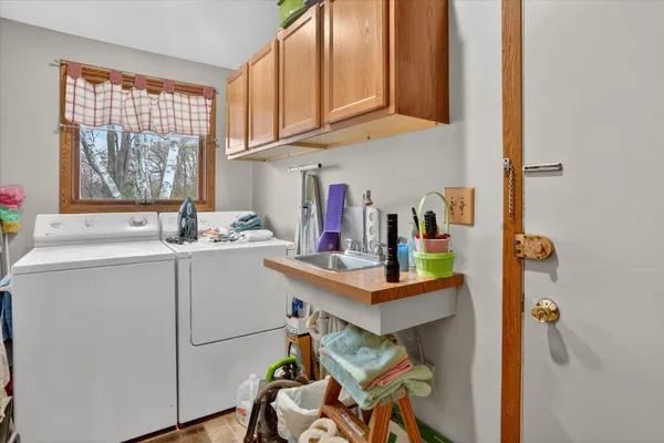 $235,000 | 908 Cram Lane, Albion, MI 49224