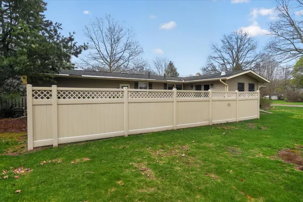 $235,000 | 908 Cram Lane, Albion, MI 49224