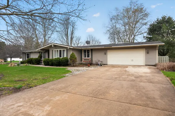 $235,000 | 908 Cram Lane, Albion, MI 49224