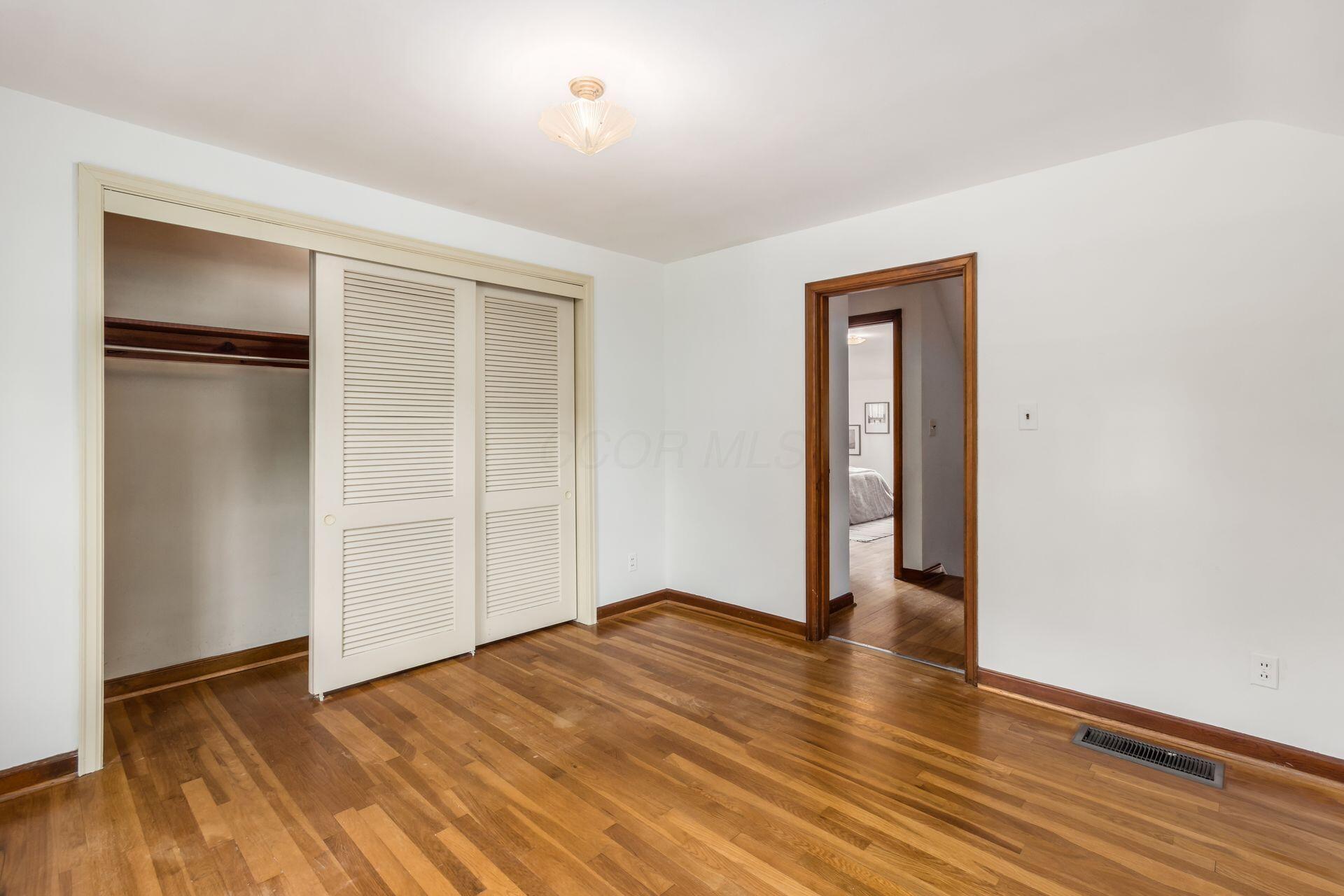 282 Garden Road Columbus, OH 43214 - Photo 24 of 38 Second Floor Bedroom