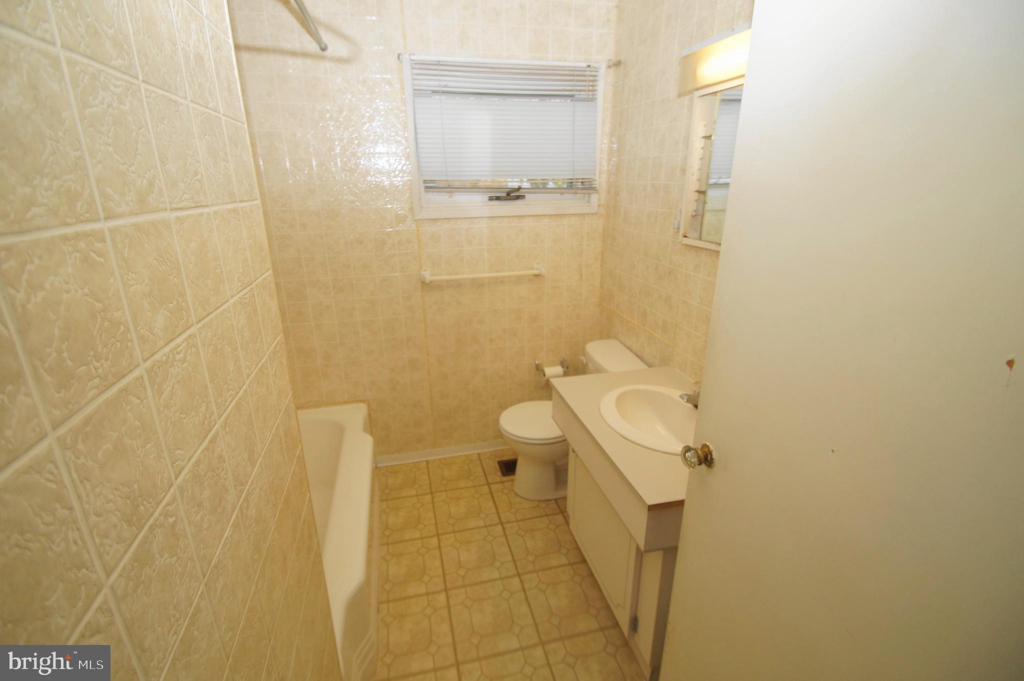 233 Yorkshire Road Fairless Hills, PA 19030 - Photo 14 of 14 Gallery Image 14