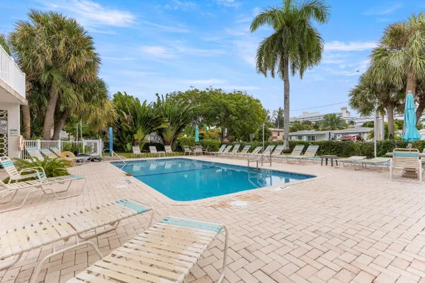 $266,999 | 3225 Northeast 16th Street, Unit 19A, Pompano Beach, FL 33062