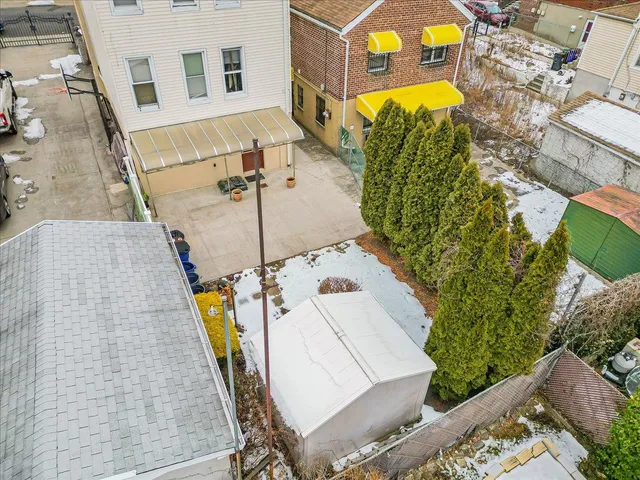 $999,000 | 2925 Morgan Avenue | Pelham Gardens