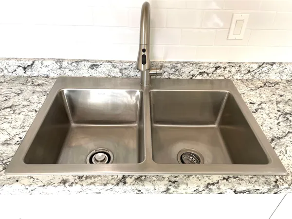 a close view of sink