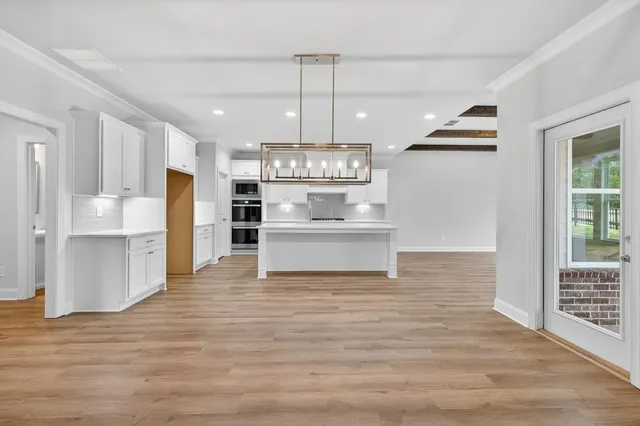 $587,995 | 5587 Spring Street, Flowery Branch, GA 30542