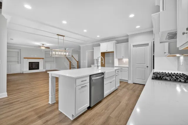 $587,995 | 5587 Spring Street, Flowery Branch, GA 30542