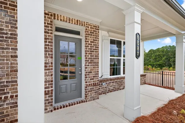 $587,995 | 5587 Spring Street, Flowery Branch, GA 30542