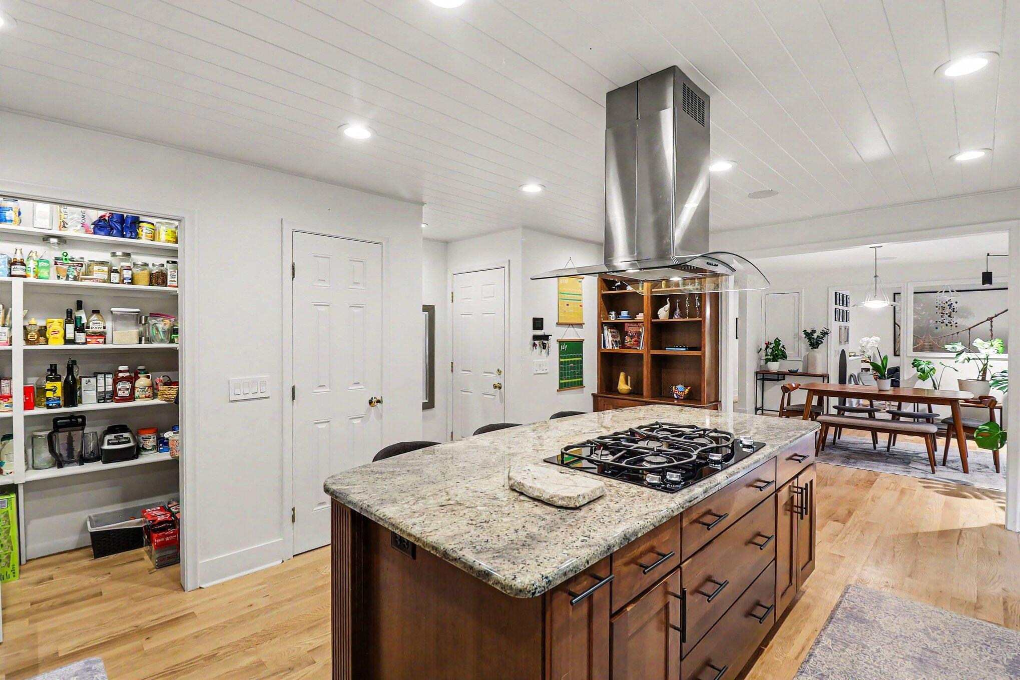 2411 Londonderry Road Ann Arbor, MI 48104 - Photo 14 of 61 019_file_7282