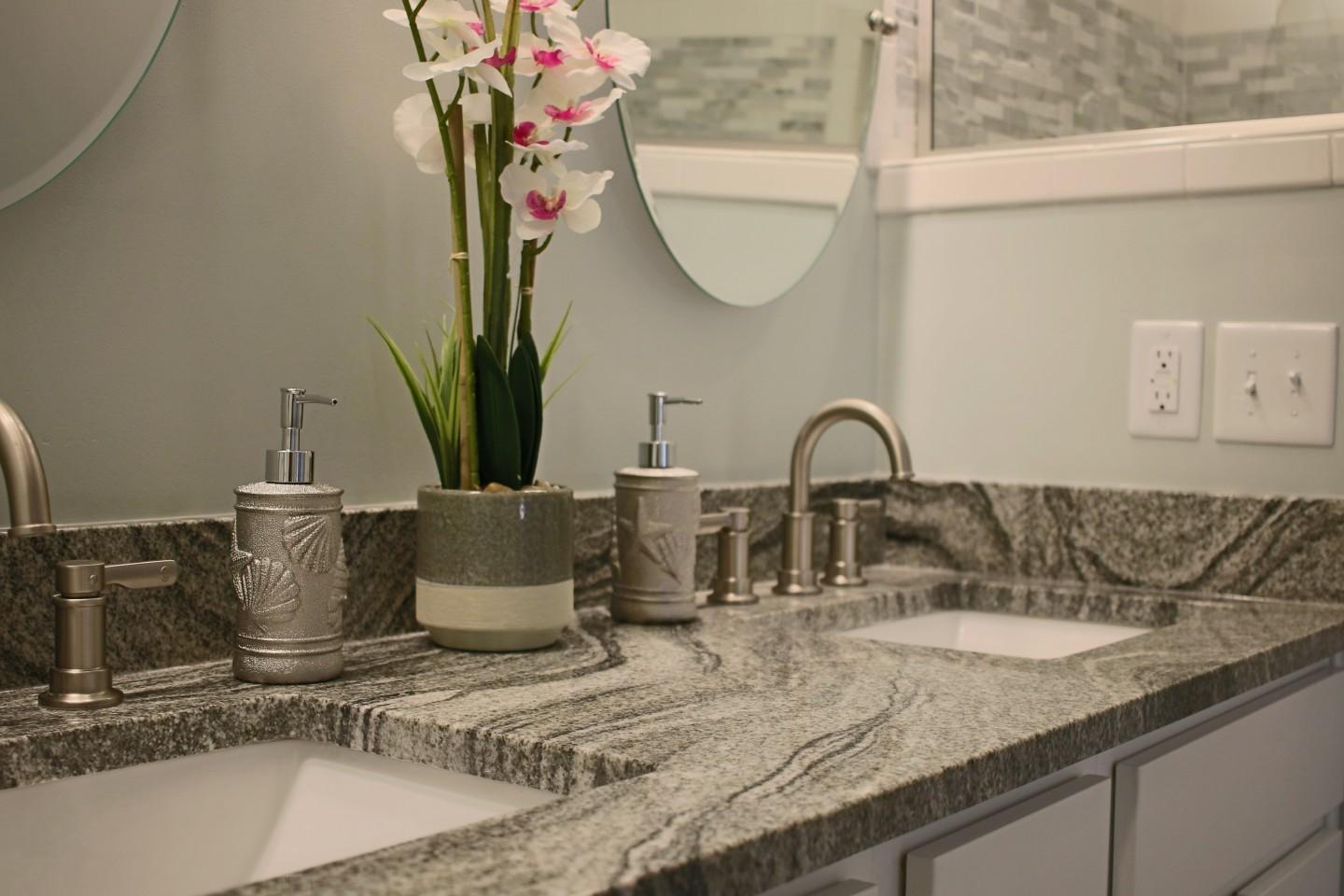 75 Oak Hills Road Pinehurst, NC 28374 - Photo 16 of 33 Master bath
