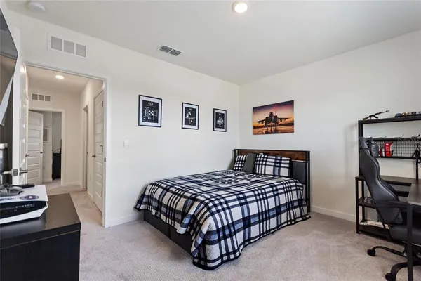 $2,700 | 421 Chayne Place, St. Cloud, FL 34771