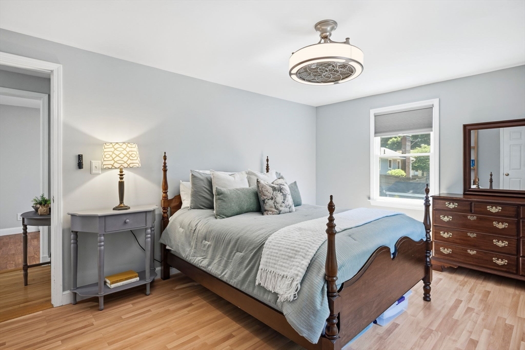 11 Friend Street Beverly, MA 01915 - Photo 31 of 37