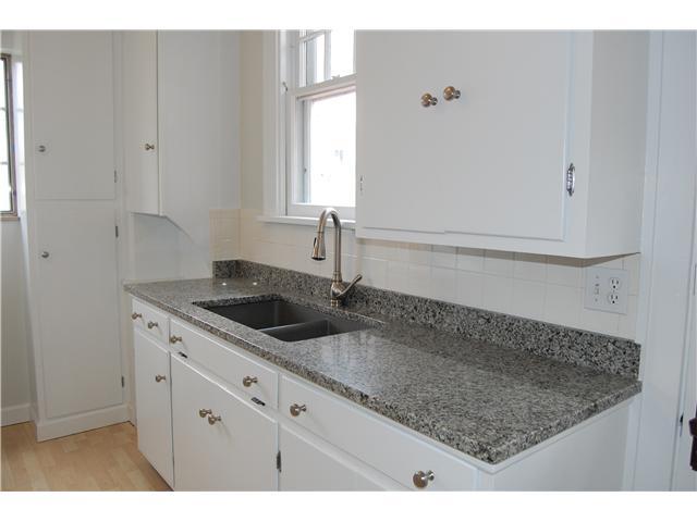 122 East Pacemont Road Columbus, OH 43202 - Photo 10 of 19 Gallery Image 10