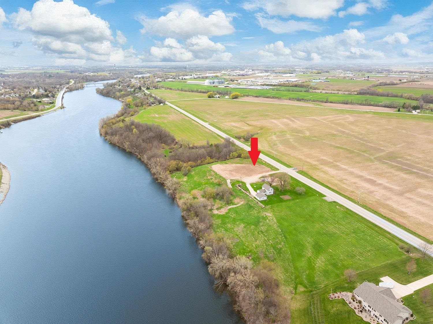 4351 Lost Dauphin Road, Unit 6 Wrightstown, WI 54180 - Photo 5 of 11