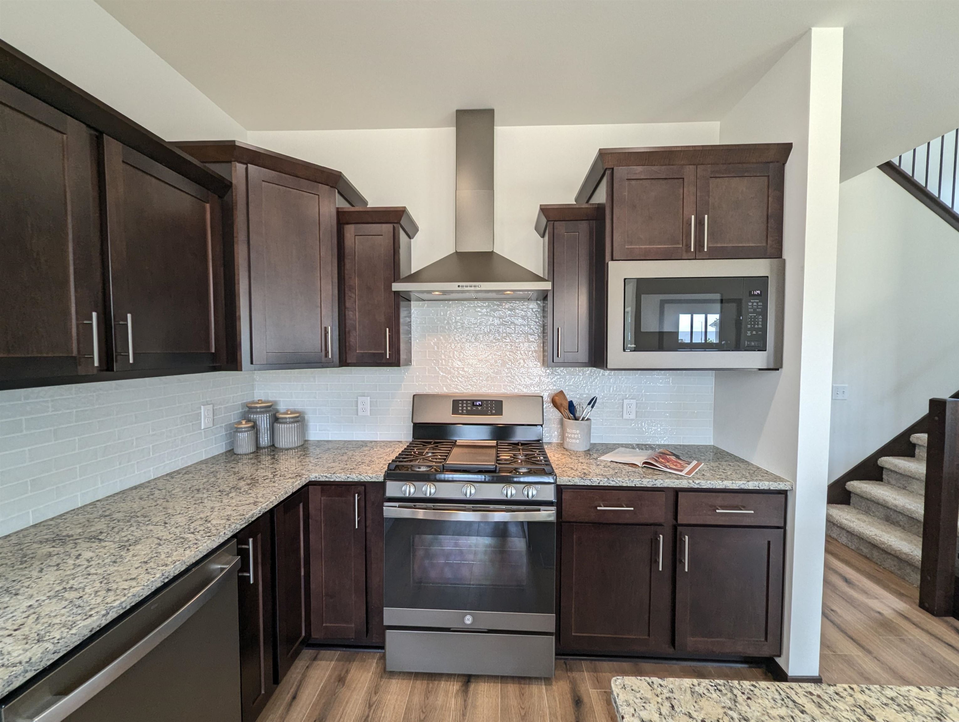 4317 Goldeneye Gateway Middleton, WI 53562 - Photo 8 of 39