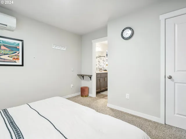 $394,900 | 7035 Southeast Alberta Avenue, Portland, OR 97206