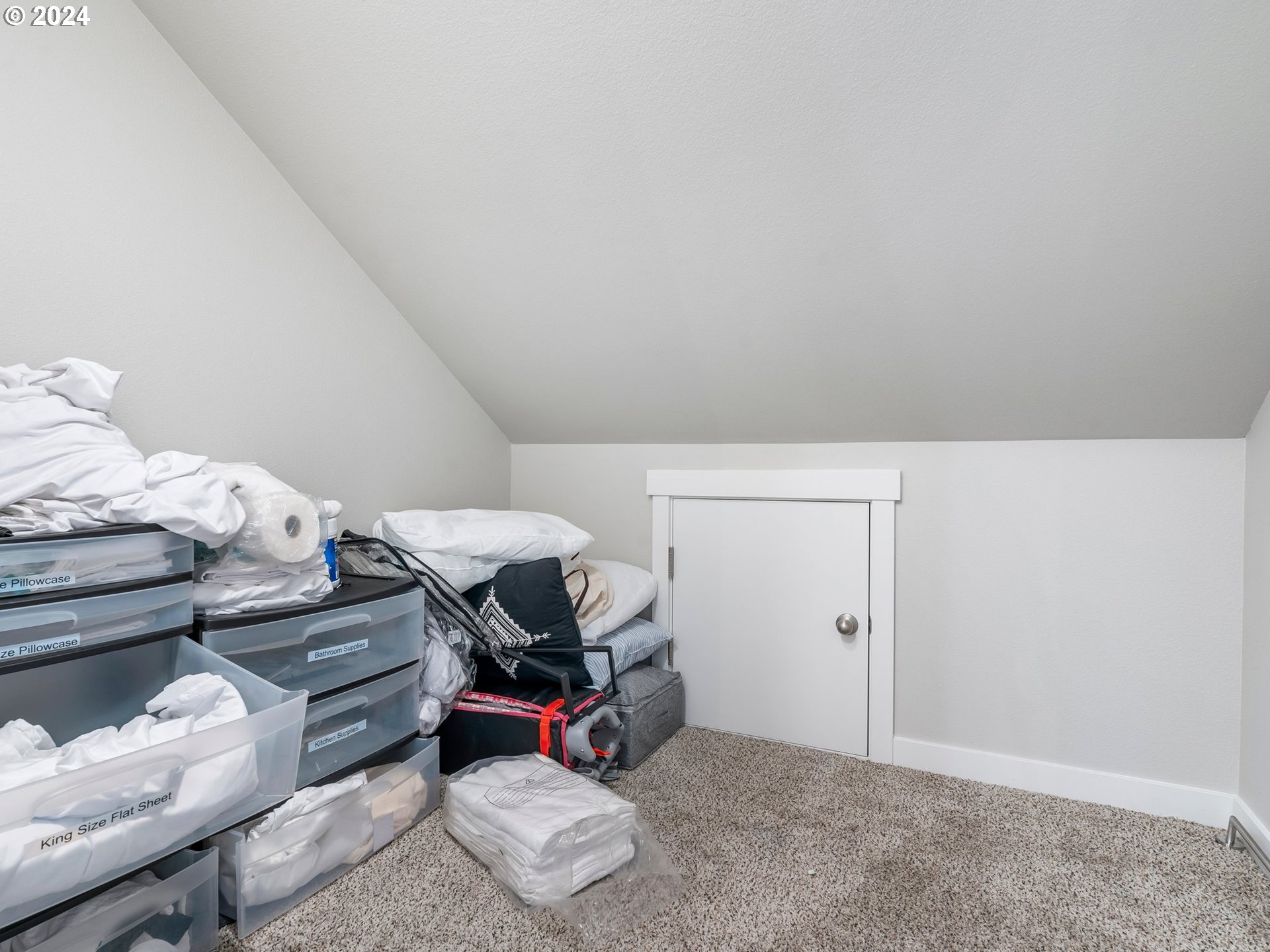 7035 Southeast Alberta Avenue Portland, OR 97206 - Photo 35 of 42