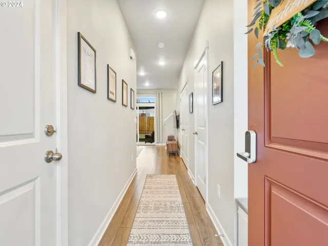 $394,900 | 7035 Southeast Alberta Avenue, Portland, OR 97206