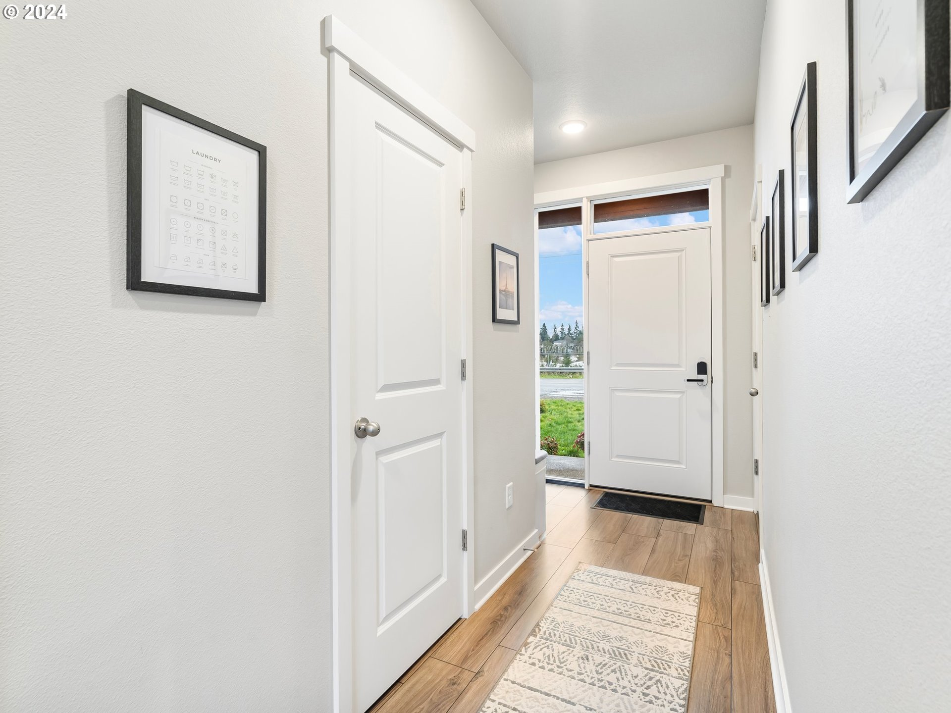 7035 Southeast Alberta Avenue Portland, OR 97206 - Photo 5 of 42