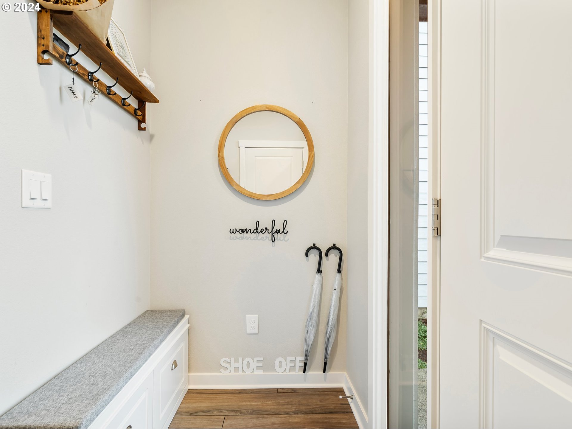 7035 Southeast Alberta Avenue Portland, OR 97206 - Photo 7 of 42