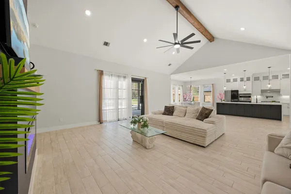 $765,000 | 66 Road 66111 Dayton Tx 77535, Dayton, TX 77535