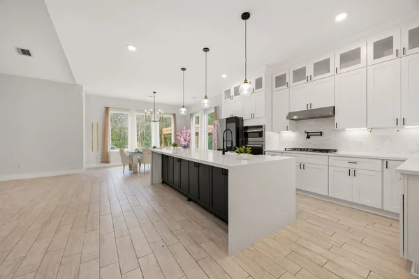$765,000 | 66 Road 66111 Dayton Tx 77535, Dayton, TX 77535