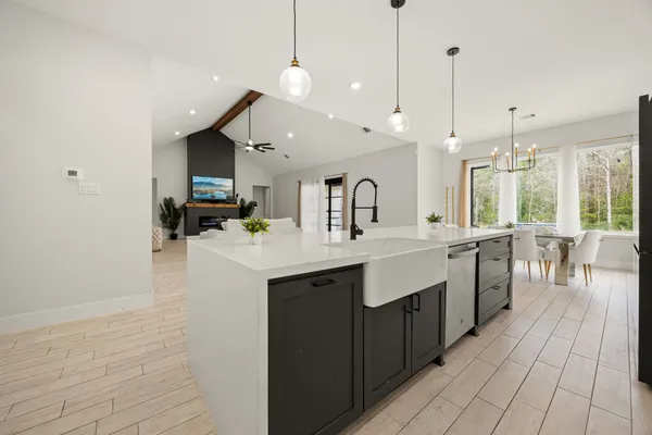 $765,000 | 66 Road 66111 Dayton Tx 77535, Dayton, TX 77535