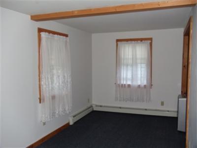 107 Lincoln Road Hyannis, MA 02601 - Photo 12 of 29 an empty room with window
