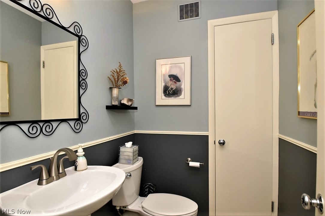 20949 Colby Road Shaker Heights, OH 44122 - Photo 15 of 29 Gallery Image 15