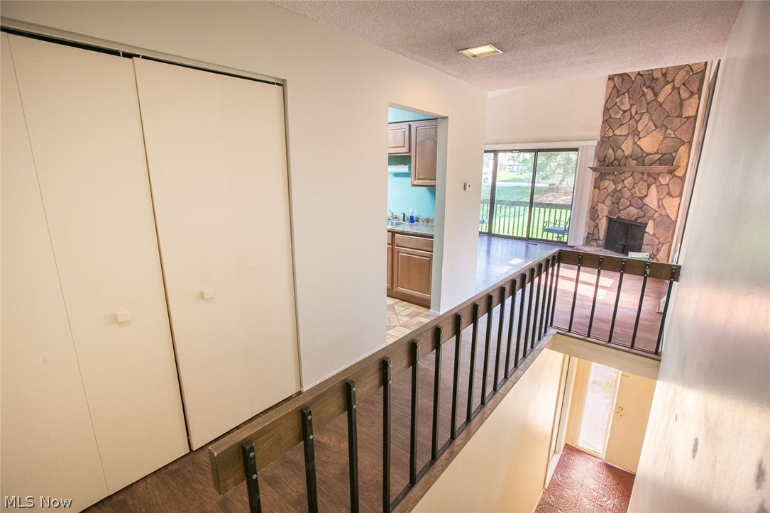 789 Hampton Ridge Drive Akron, OH 44313 - Photo 3 of 18 Gallery Image 3