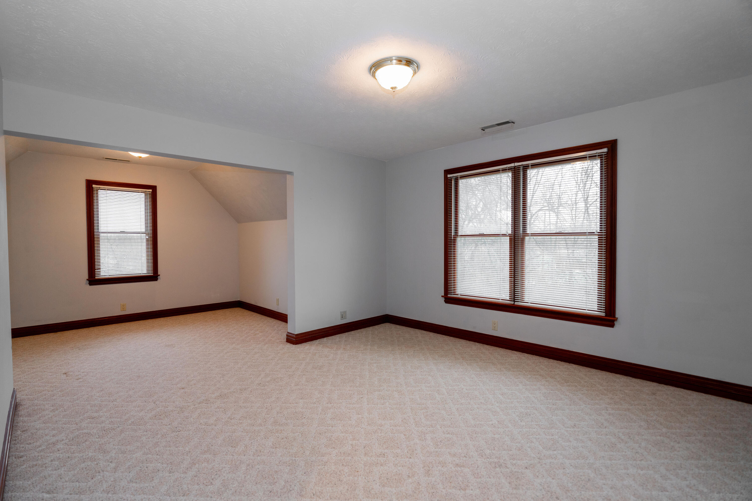 2442 Greystone Lane Springfield, OH 45503 - Photo 37 of 62