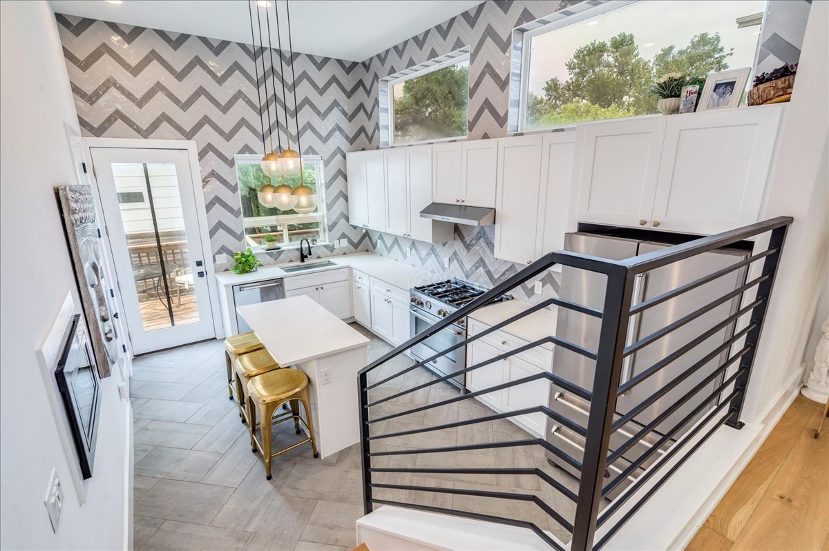 1214 Delano Street, Unit 1 Austin, TX 78721 - Photo 8 of 27 a view of entryway with furniture