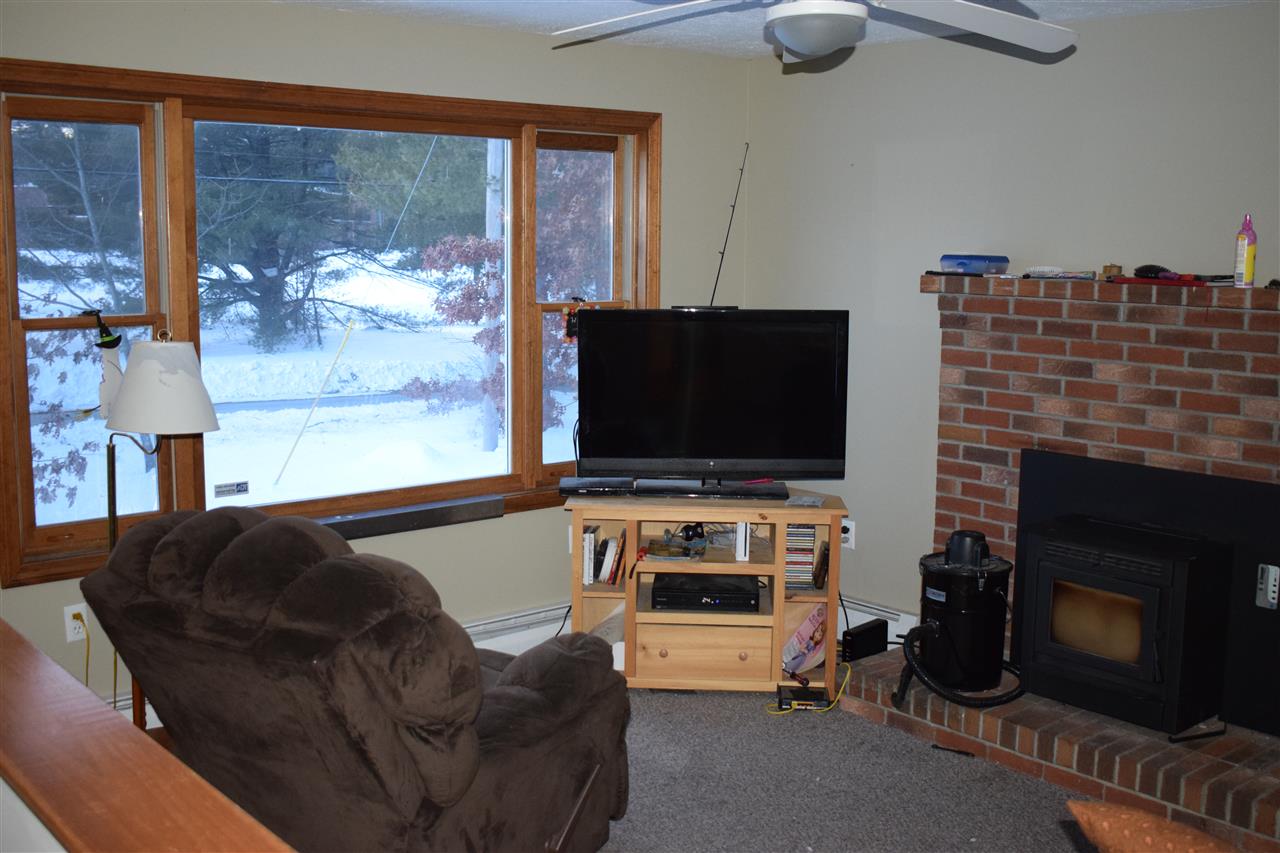 13 Poore Road Hooksett, NH 03106 - Photo 8 of 18 Gallery Image 8