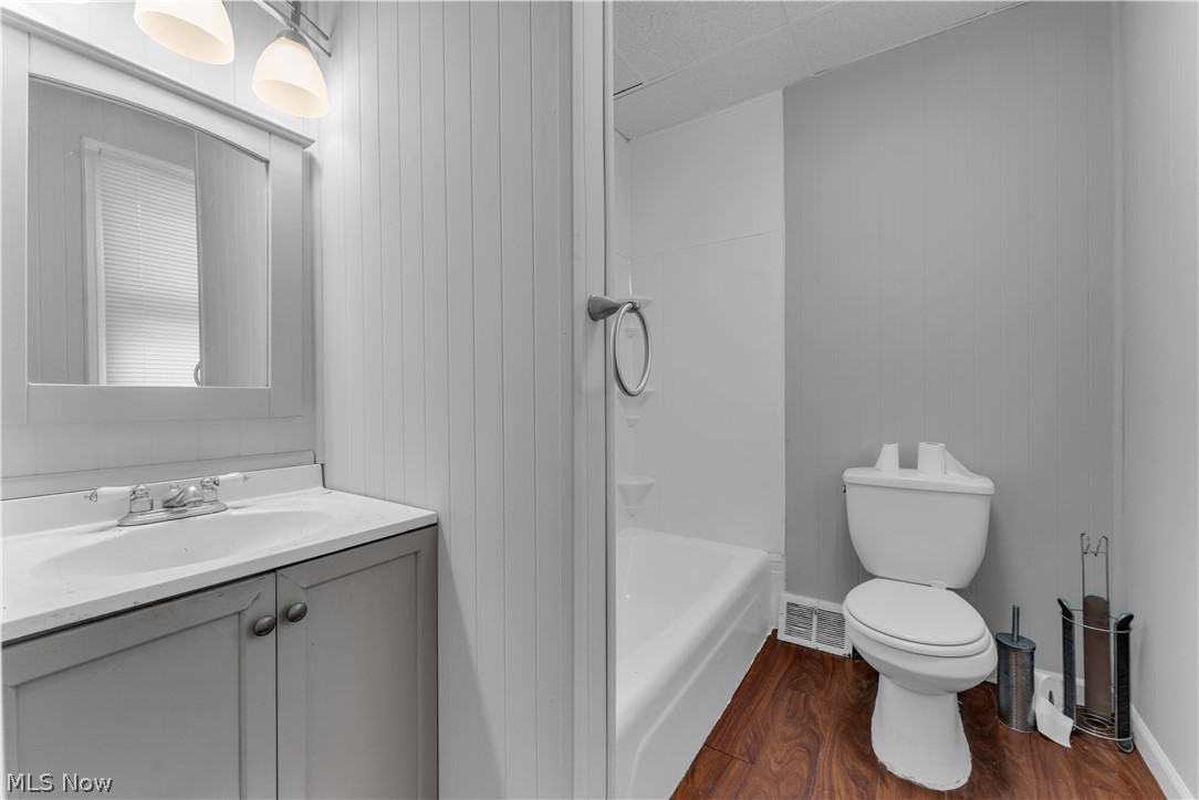 7419 Ottawa Road Cleveland, OH 44105 - Photo 15 of 31
