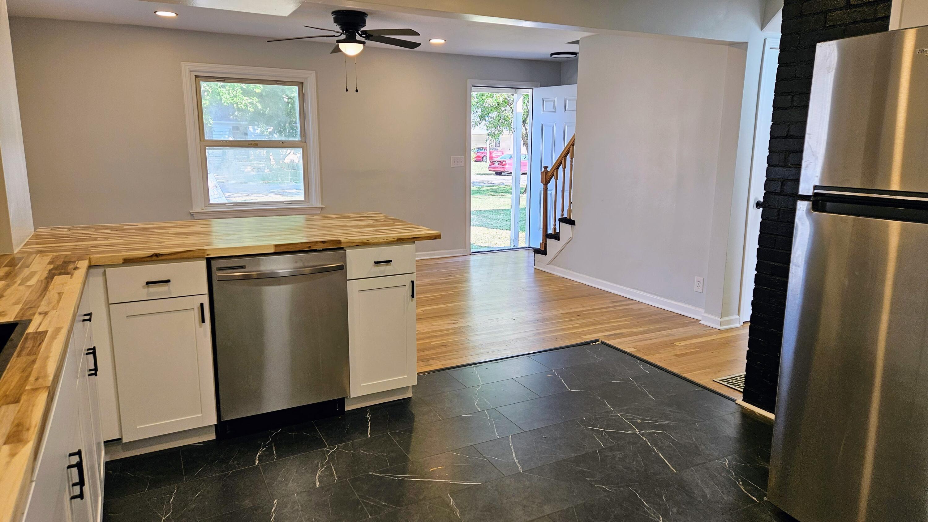 1829 Rhoda Avenue Columbus, OH 43212 - Photo 5 of 19 20230920_162031