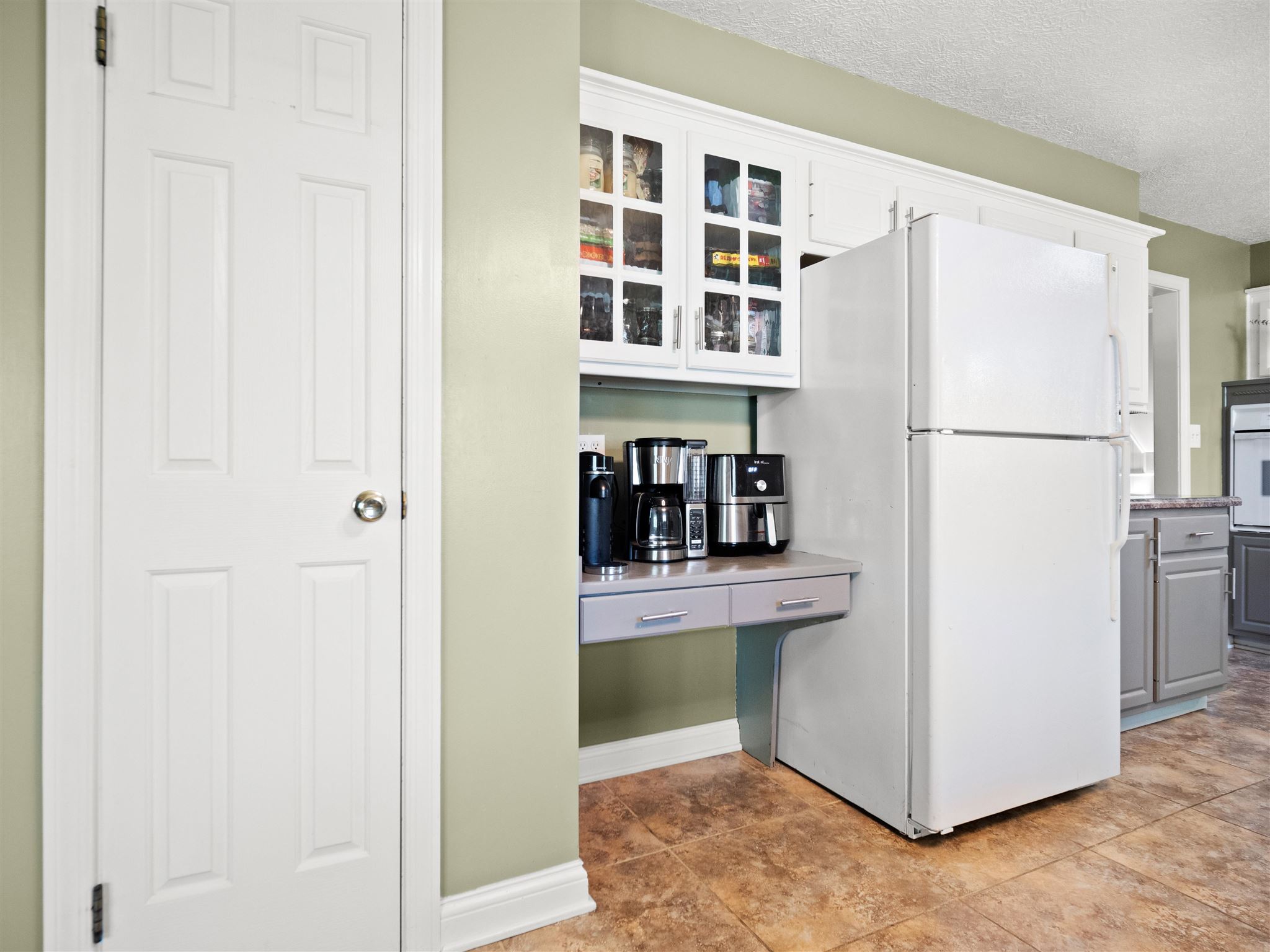 8111 Ravinia Road Fort Wayne, IN 46825 - Photo 8 of 34 Gallery Image 8